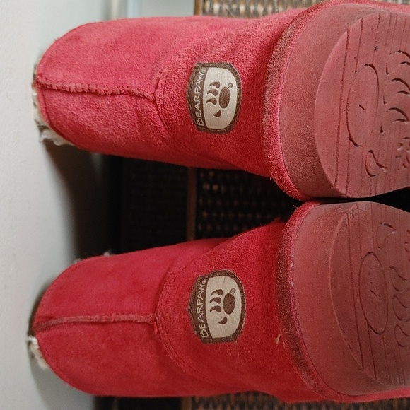 BearPaw Pink Sheepskin Booties Size 6.5 - Picture 9 of 13